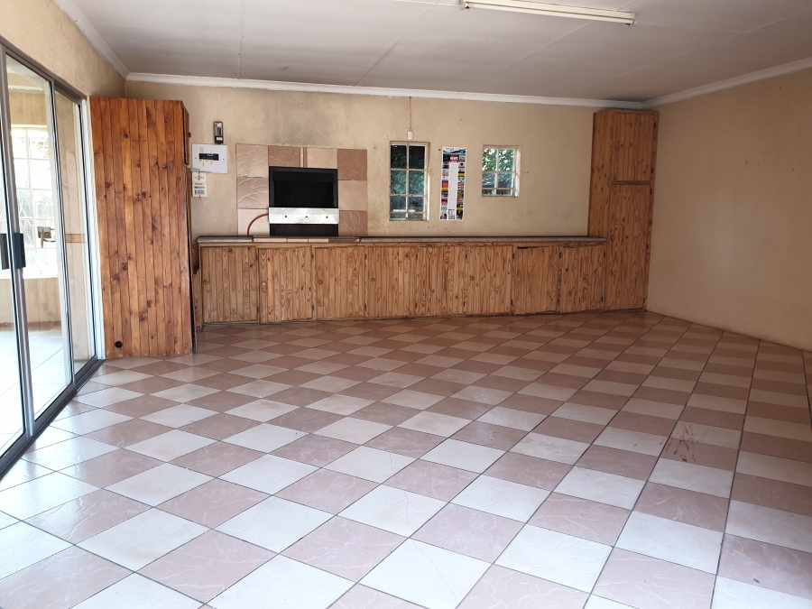To Let 2 Bedroom Property for Rent in Doringkruin North West